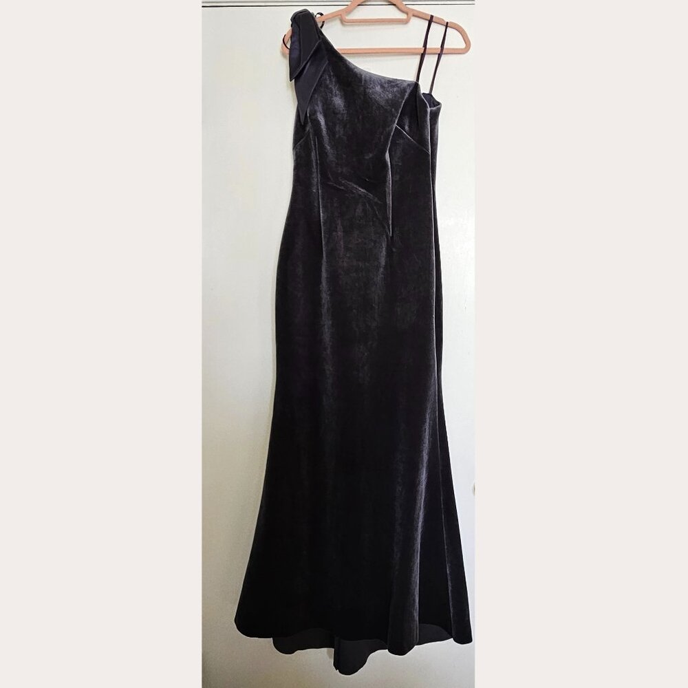 Eliza J Bow One Shoulder Sleeveless  A-Line Velvet Gown Maxi Dress 6 Steel Grey